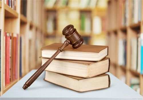 离婚抚养小孩多少钱一个月